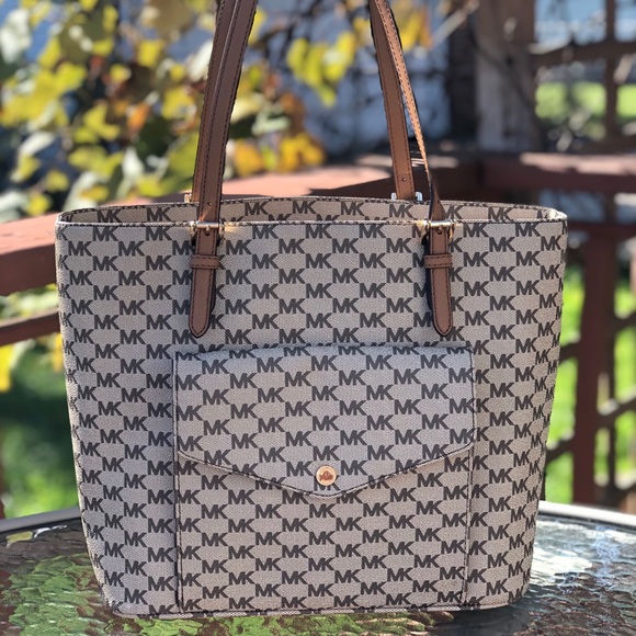 michael kors travel bag sale